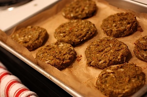 Meatless Friday: Oh She Glows Spelt Burgers