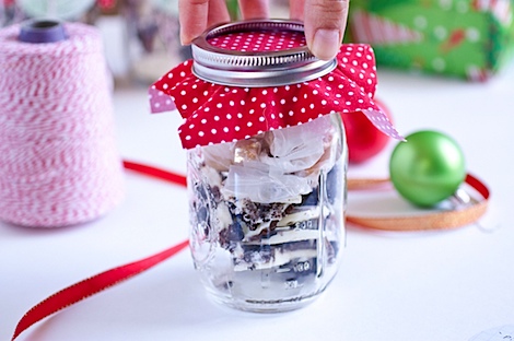 Easy DIY Holiday Mason Jar Decoration {Tutorial} - The Chic Life