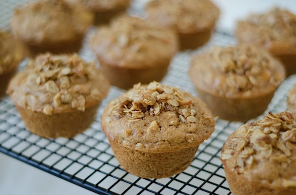 Apple Oatmeal Muffins with Sweet Oatmeal Topping Recipe