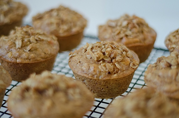 Apple Oatmeal Muffins with Sweet Oatmeal Topping Recipe