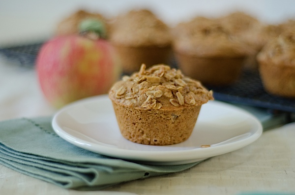 Apple Oatmeal Muffins with Sweet Oatmeal Topping Recipe