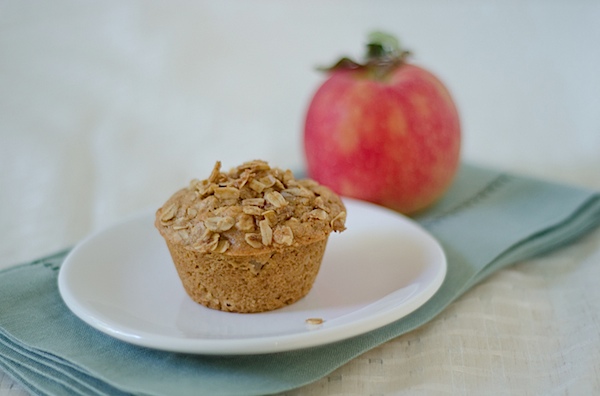 Apple Oatmeal Muffins with Sweet Oatmeal Topping Recipe