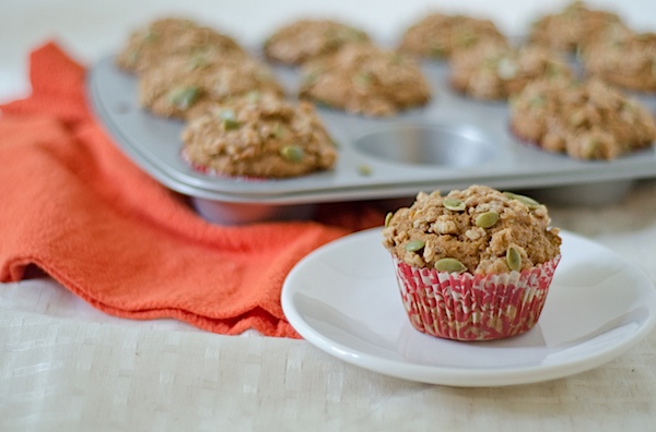 Ditch overly sugary store bought muffins and make this delicious, healthy, clean eating Pumpkin Pie Muffins recipe. Great for breakfast, snacks, or even dessert #recipe #healthy #healthyrecipes #cleaneating #recipe #realfood #vegan #vegetarian