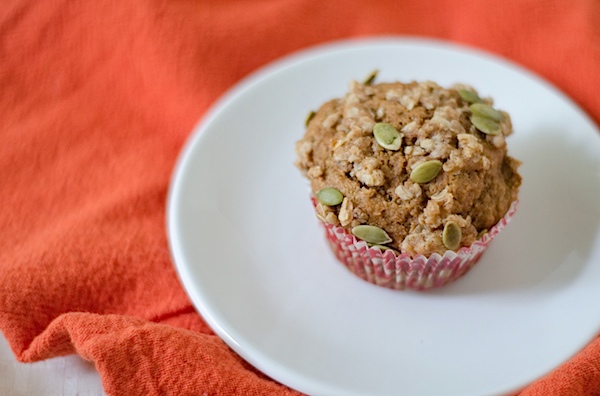 Ditch overly sugary store bought muffins and make this delicious, healthy, clean eating Pumpkin Pie Muffins recipe. Great for breakfast, snacks, or even dessert #recipe #healthy #healthyrecipes #cleaneating #recipe #realfood #vegan #vegetarian