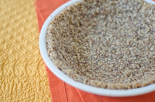 Healthy Easy Oat Pie Crust Recipe (Vegan)