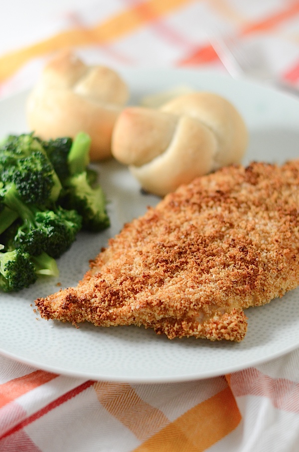 Enjoy fried chicken without all the oil with this easy Spiced Oven-Fried Chicken recipe. This clean eating recipe is made with only 5 ingredients and is a delicious dinner idea. Slice leftovers for salad the next day. #recipe #healthy #healthyrecipes #healthyfood #cleaneating #chicken #dinner #dinnerrecipes