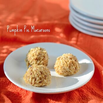 Here's a healthy fall dessert recipe you'll love. Yummy pumpkin pie macaroons are a fall dessert you can feel good about. They're also great as a snack. And they're clean eating, vegan, gluten free, raw, too! Great use of leftover canned pumpkin. #fallfood #fall #fallrecipe #recipe #healthy #healthyrecipes #healthyfood #cleaneating #dessertrecipe #realfood #vegan #veganrecipe #glutenfree