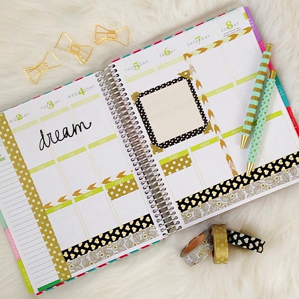 Planner Decoration Ideas: March 2015 (Erin Condren Vertical) | The Chic Life #mychicplanner