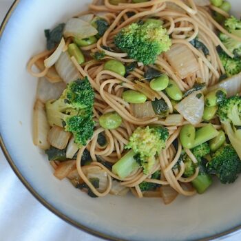 Quick Vegetarian Noodle Stir Fry