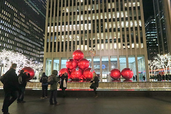 Christmas in Midtown Manhattan 2016