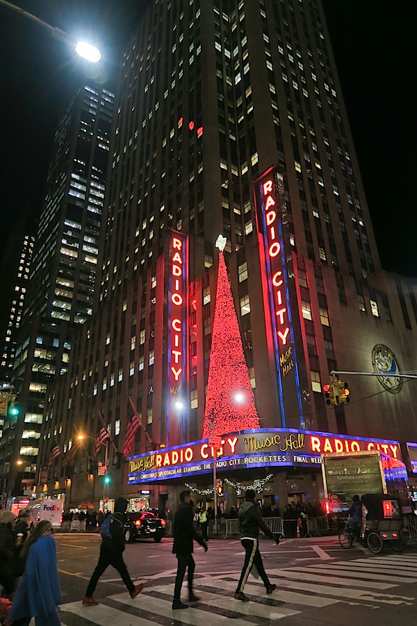 Christmas in Midtown Manhattan 2016