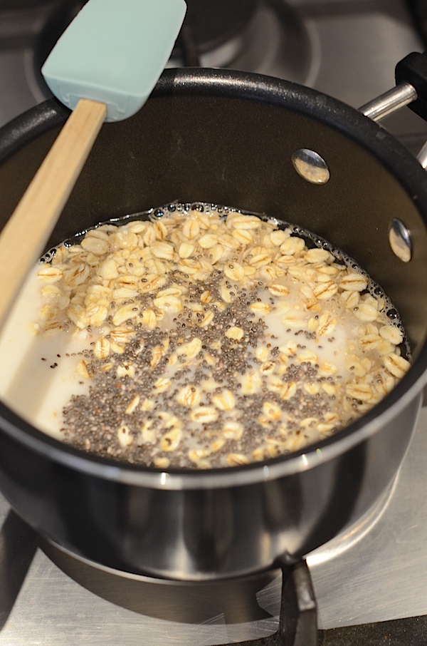 How to Make Stovetop Oatmeal: 5 Tips