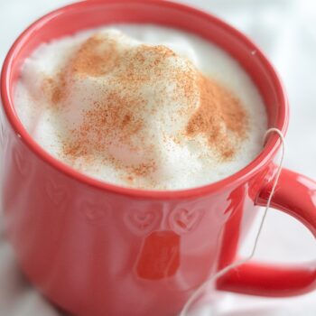 Super Easy & Healthy Chai Latte