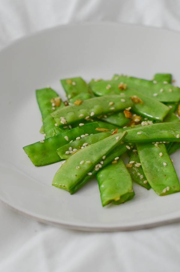 Sesame Ginger Snow Peas Recipe - The Chic Life