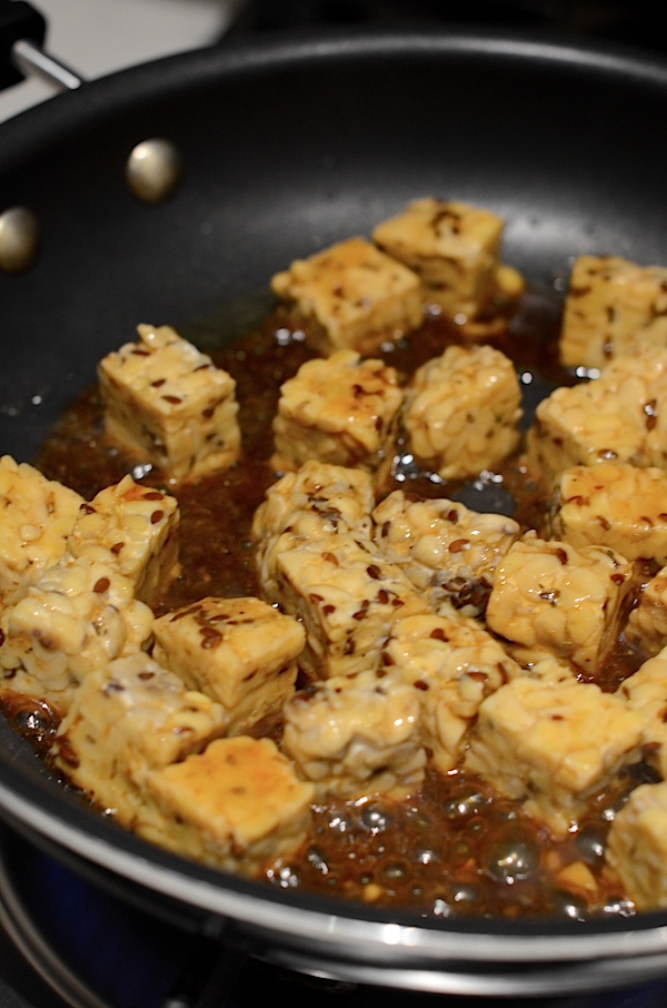 Teriyaki Tempeh Rice Bowls Recipe