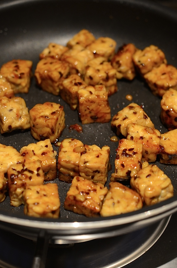 Teriyaki Tempeh Rice Bowls Recipe