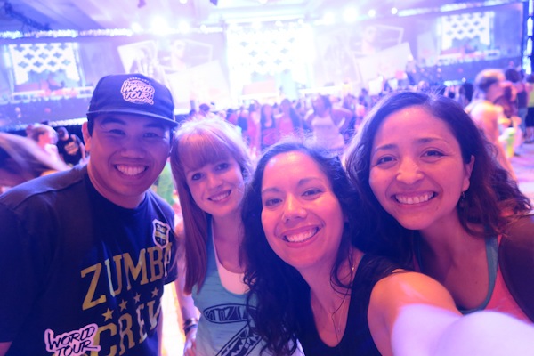 Zumba Convention 2017 VLOG: Day 3 (Betsy Dopico Class, King and Queen of Pop, Zumbawear Haul, and Theme Party)