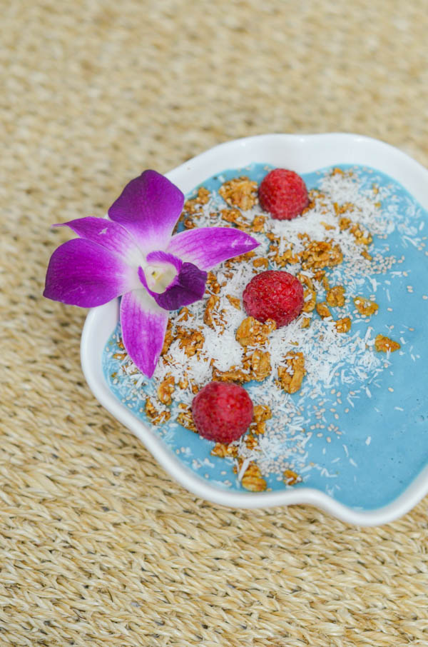 Mermaid Smoothie Bowl Recipe and How-To Video | Natural Colors