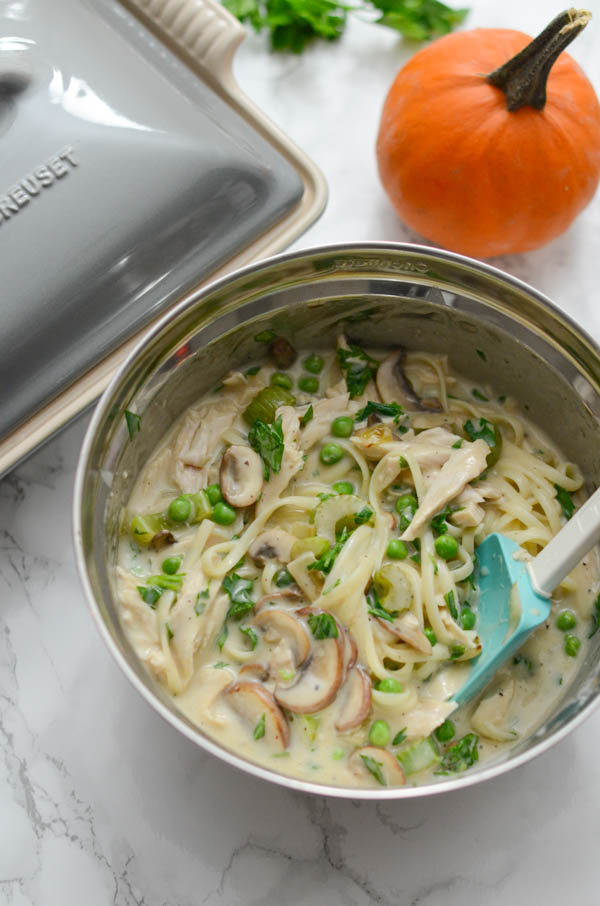 Try my lightened up Turkey Tetrazzini with your Thanksgiving leftovers. This fall recipe is easy and super delicious too. No gross canned soup. This is a clean eating version of a classic! Click for the recipe and a video. #fallfood #fallrecipe #recipe #healthy #healthyrecipes #healthyfood #cleaneating #recipe #realfood #thanksgivingleftovers