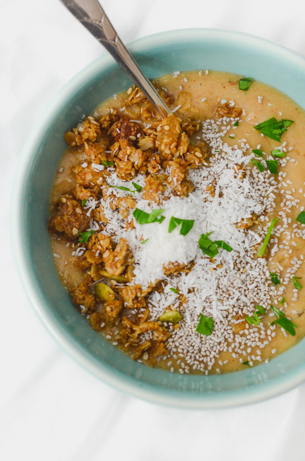 Papaya Parsley Tropical Smoothie Bowl Recipe | Vitamin C Boost