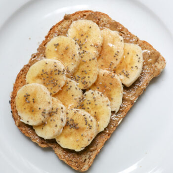 Easy Almond Butter Banana Honey Toast Recipe | A delicious (basically) no cook recipe when you want a healthy breakfast, but you're short on time