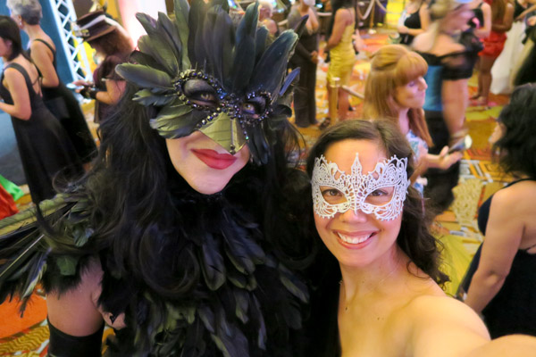 Zumba Convention 2018 VLOG: Day 3 Continued (Masquerade Theme Party)