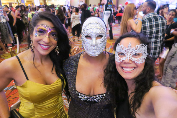 Zumba Convention 2018 VLOG: Day 3 Continued (Masquerade Theme Party)