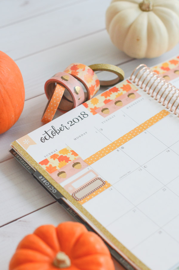 Here's an elegant fall theme for the monthly view of the Erin Condren LifePlanner for October 2018. With a mix of washi tape and stickers, this look leaves plenty of space for writing and planning in style #erincondren #lifeplanner #planner #planning #erincondren #plannerdecorations #plannerideas