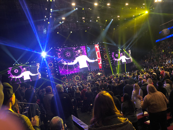 Joseph McClendon showing us how to praise ourselves at Tony Robbins Unleash the Power Within NYC Area 2018