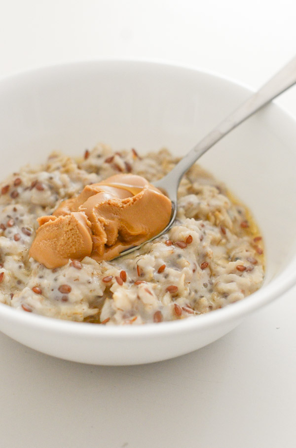 Want a healthy breakfast recipe fast? Try this easy and delicious Honey Flax Almond Butter Oatmeal Recipe. It's perfect when you haven't been to the grocery store since it uses simple pantry ingredients. Vegan options. #recipe #healthy #healthyrecipes #cleaneating #recipe #realfood #vegan #vegetarian