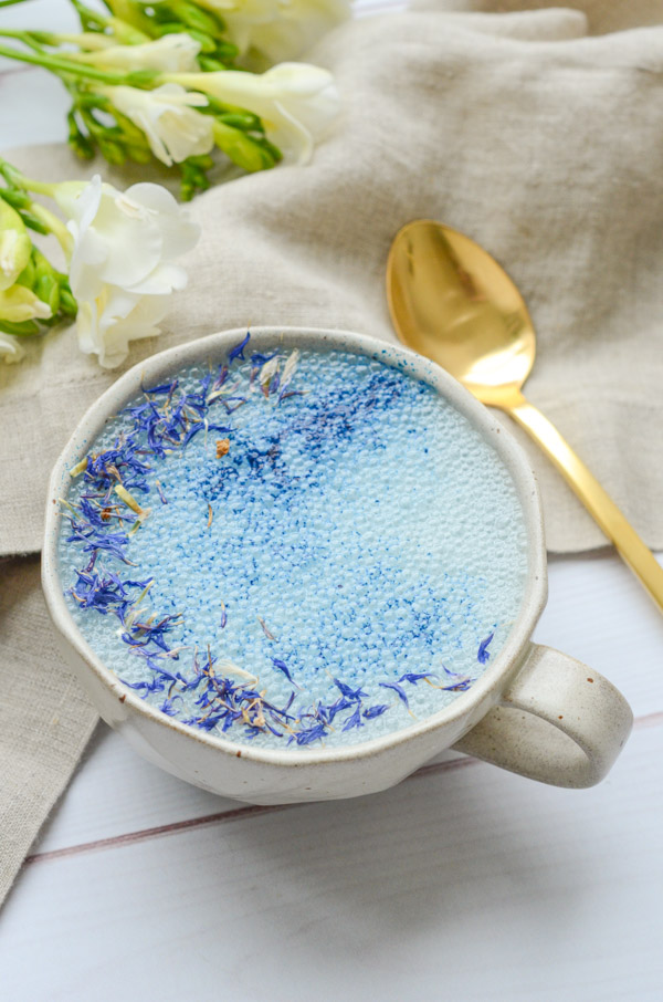 Get ready for bed with this Goodnight Moon Milk Recipe featuring Blue Majik and Reishi. This anti-inflammatory drink has the adaptogen reishi-known for helping de-stress and re-set sleep cycles. #recipe #healthy #healthyrecipes #cleaneating #vegan #vegetarian #adaptogen #naturalwellness