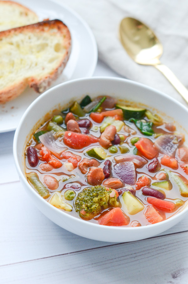 Quick Veggie Bean Soup Recipe | Great for Meal Prep - The Chic Life